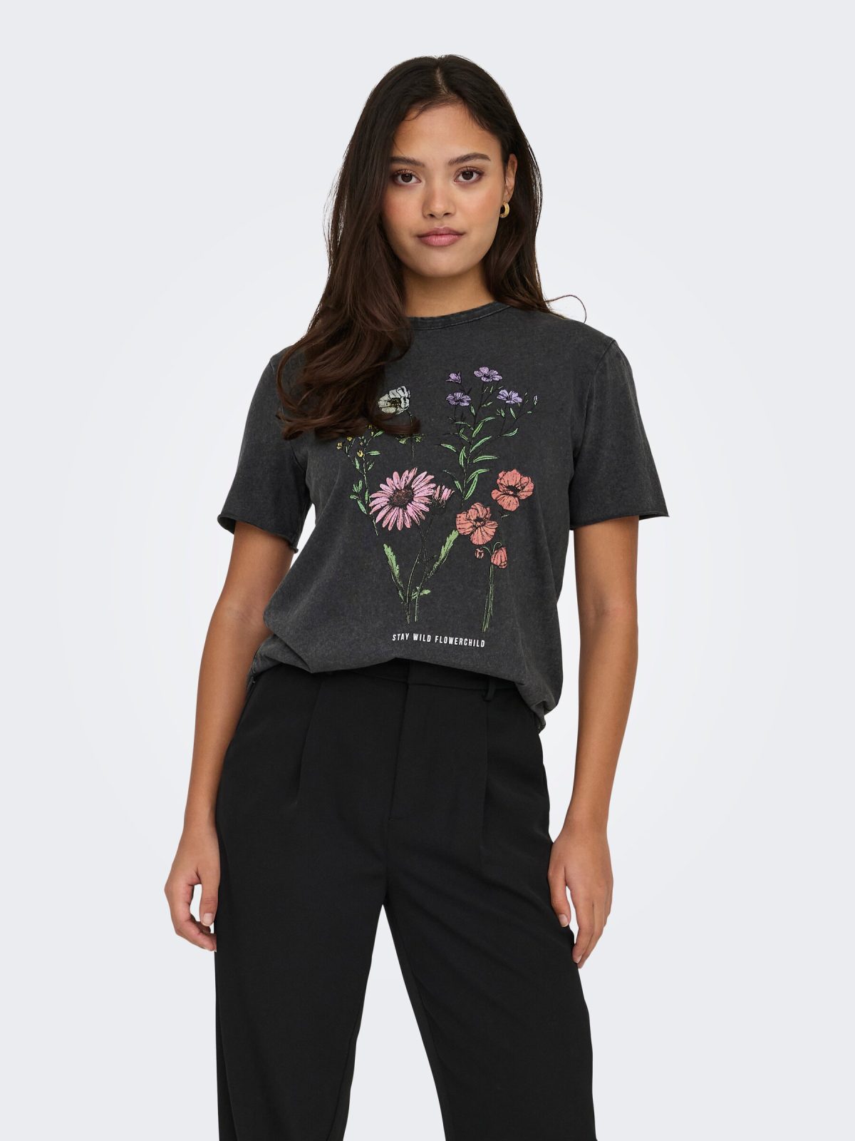 ONLLUCY LIFE S/S TOP Black Flowerchild