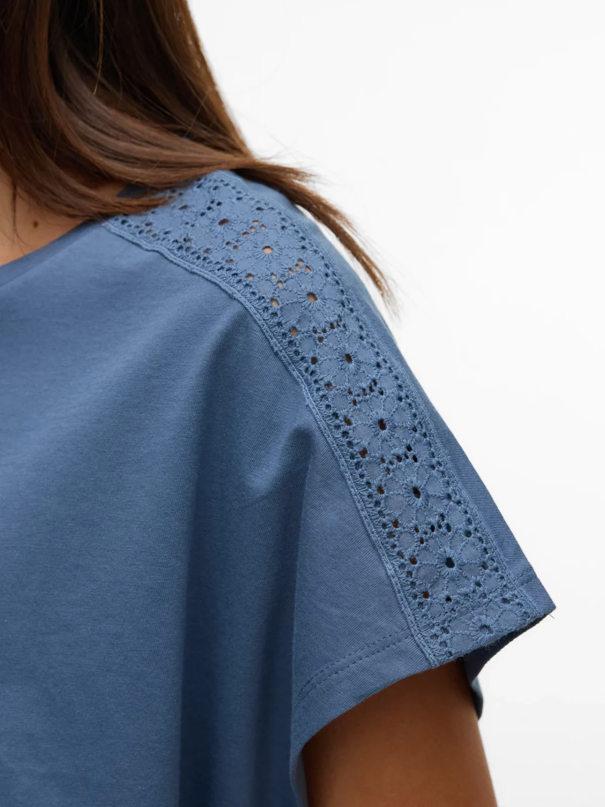 VMEMMY SS LACE TAPE TOP China Blue